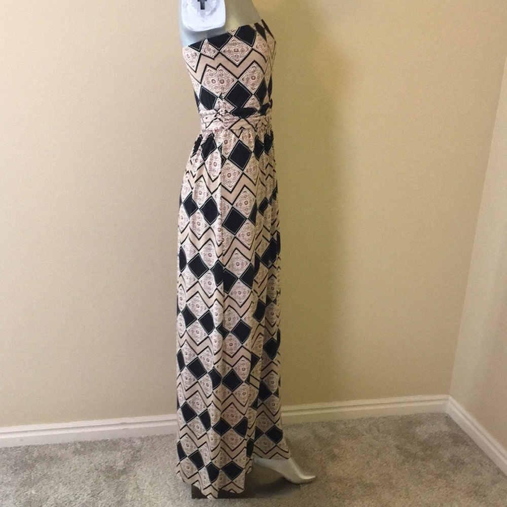 CREMIEUX | Strapless Maxi Dress - Picture 12 of 16